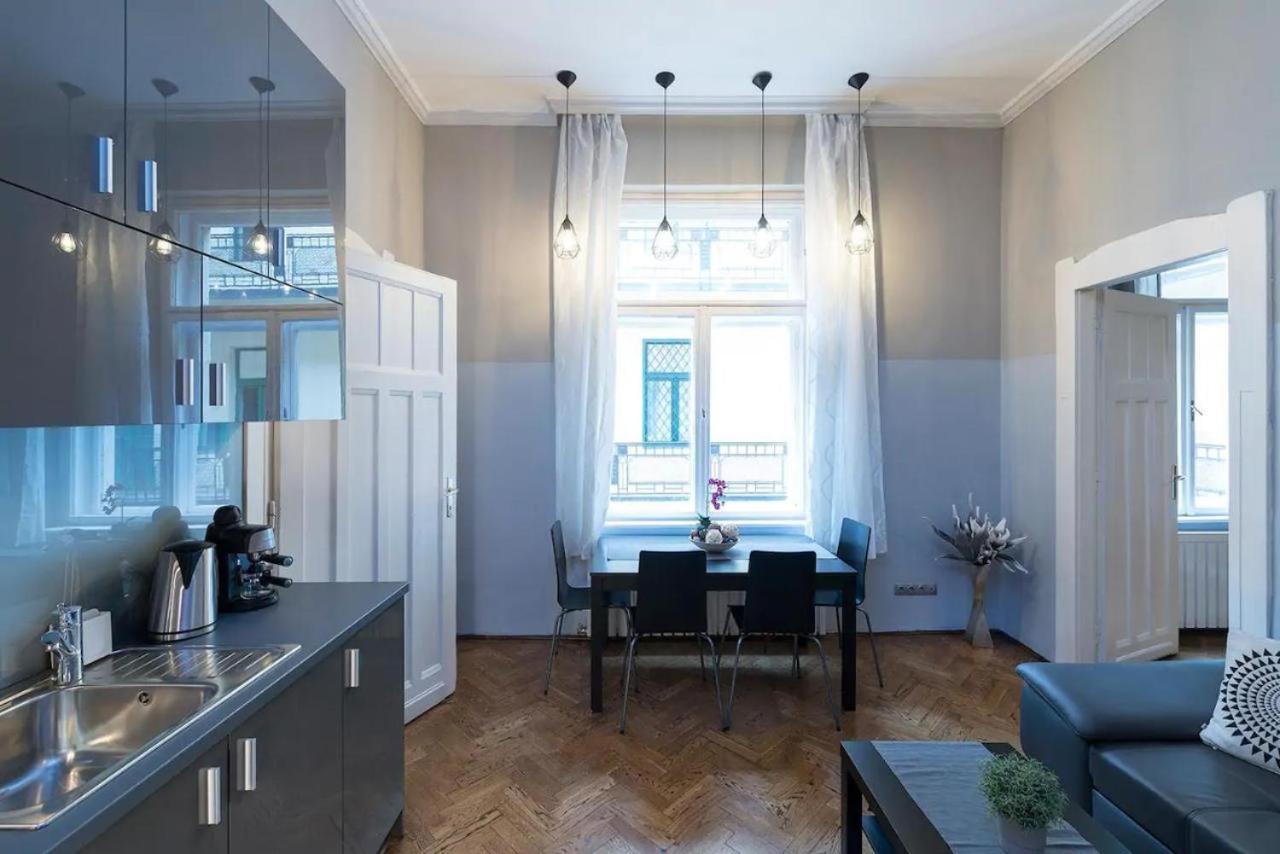 Vaci Street Apartments Budapest Eksteriør bilde