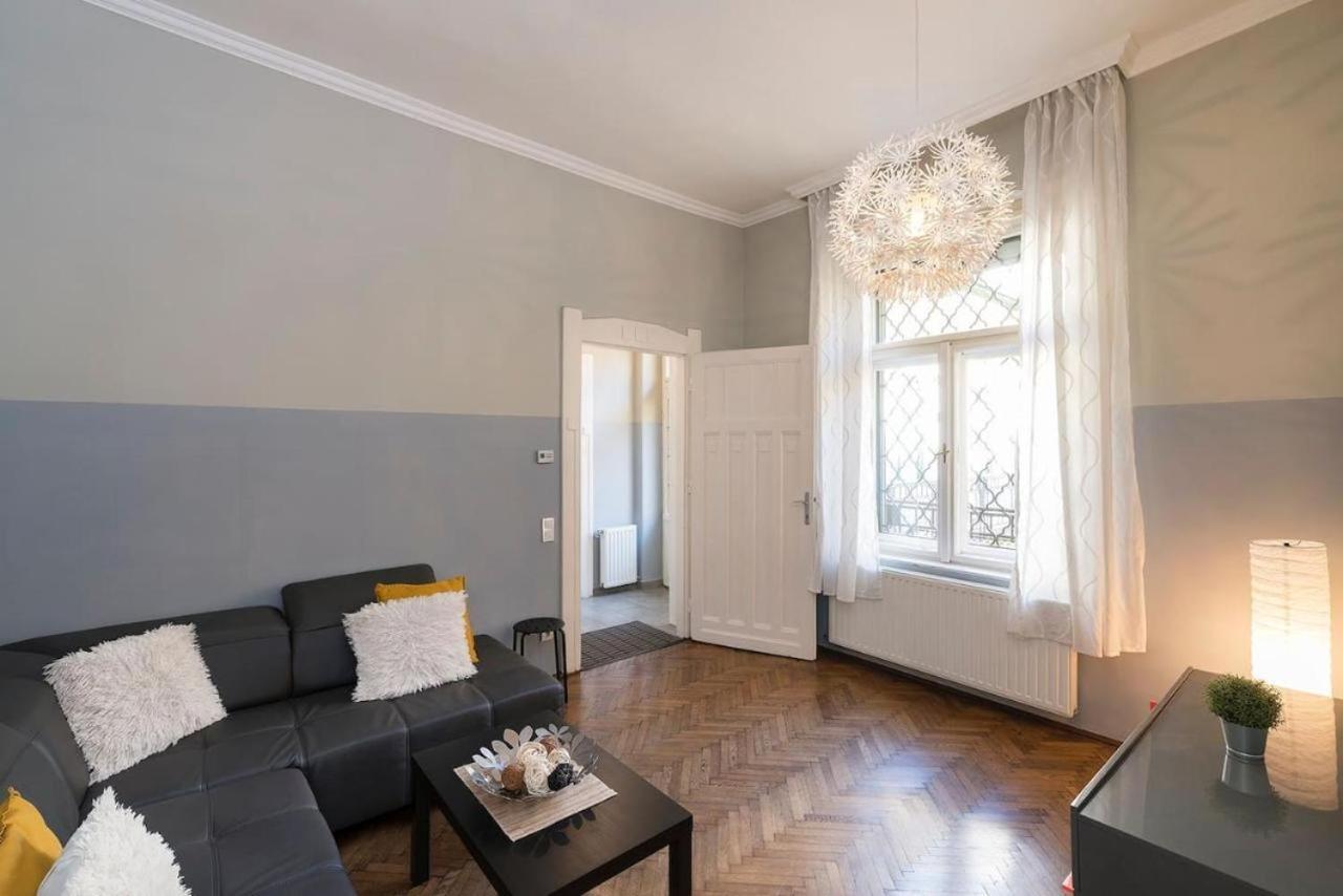 Vaci Street Apartments Budapest Eksteriør bilde